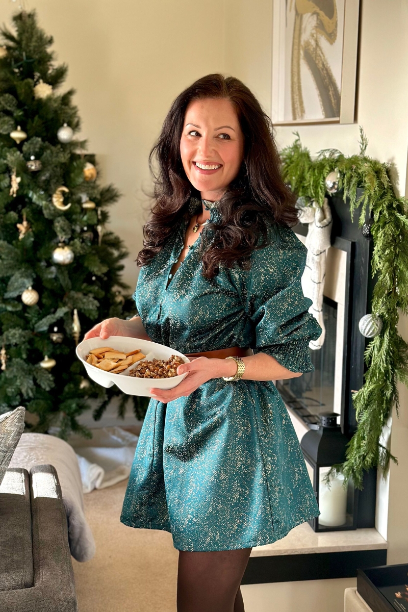 A Taste of the Holidays: Gourmet Recipes from Culinary Stars, Cookbook Authors & Celebrity Chefs - Christina-Lauren Pollack