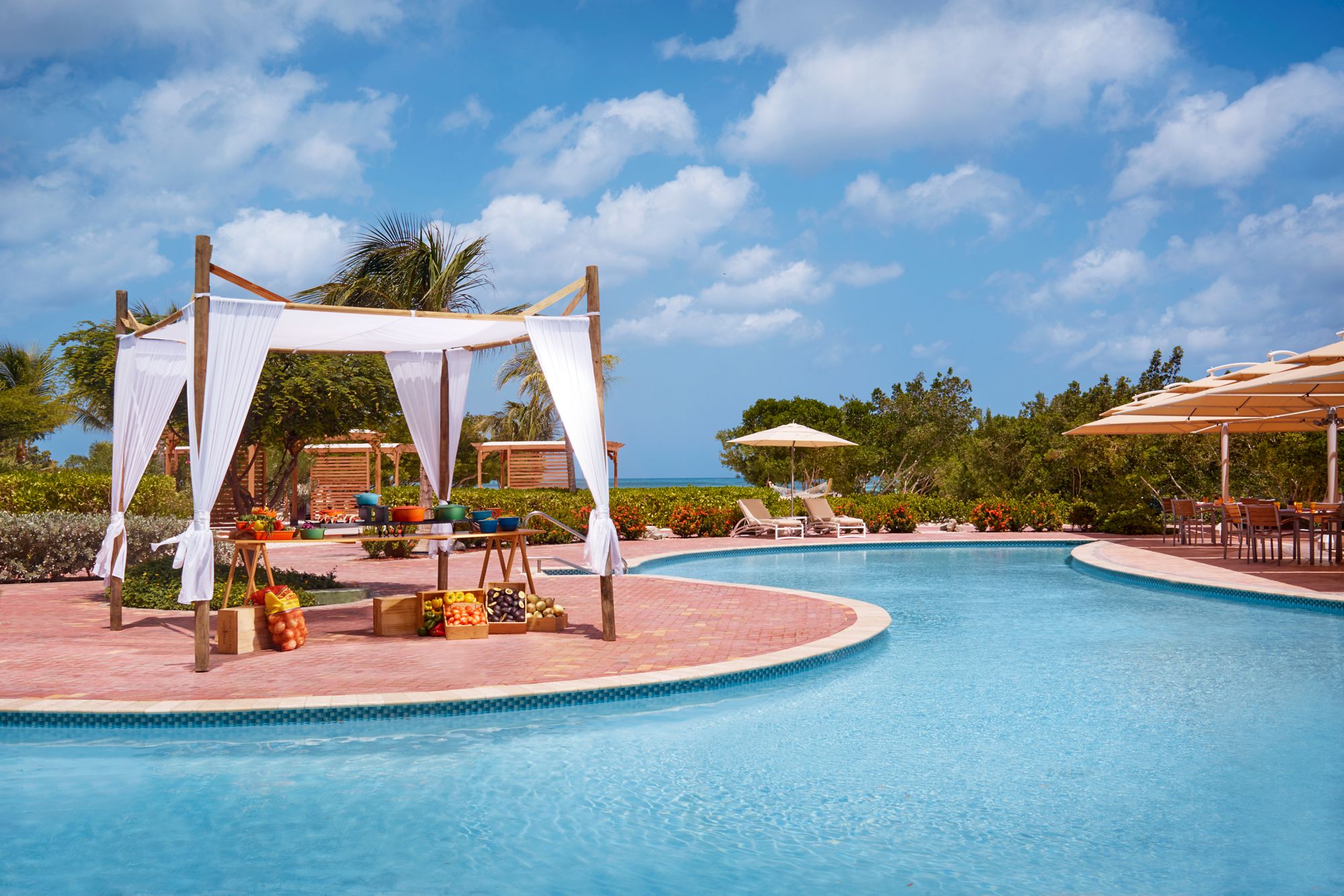 Fun & Festive Warm Weather Destinations That Bring Joy To The Holidays - Image credit The Ritz-Carlton, Aruba