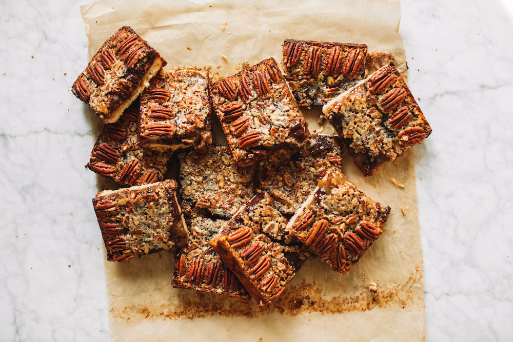 chocolate bourbon pecan pie bars_thanksgiving potluck ideas