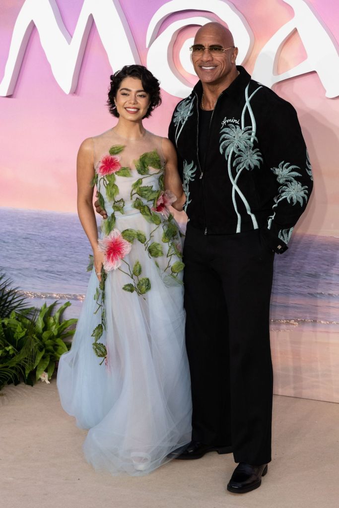 Dwayne Johnson and Auliʻi Cravalho Moana 2