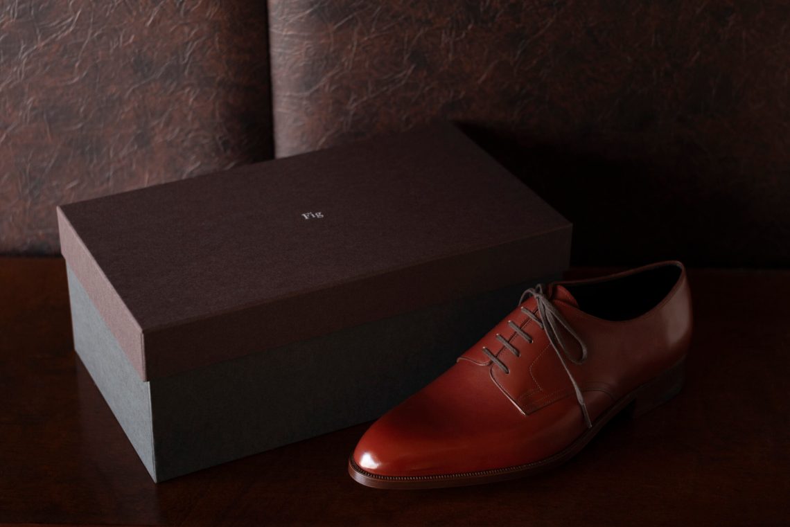 A bespoke derby on round toe last, with exquisite welt finishing.