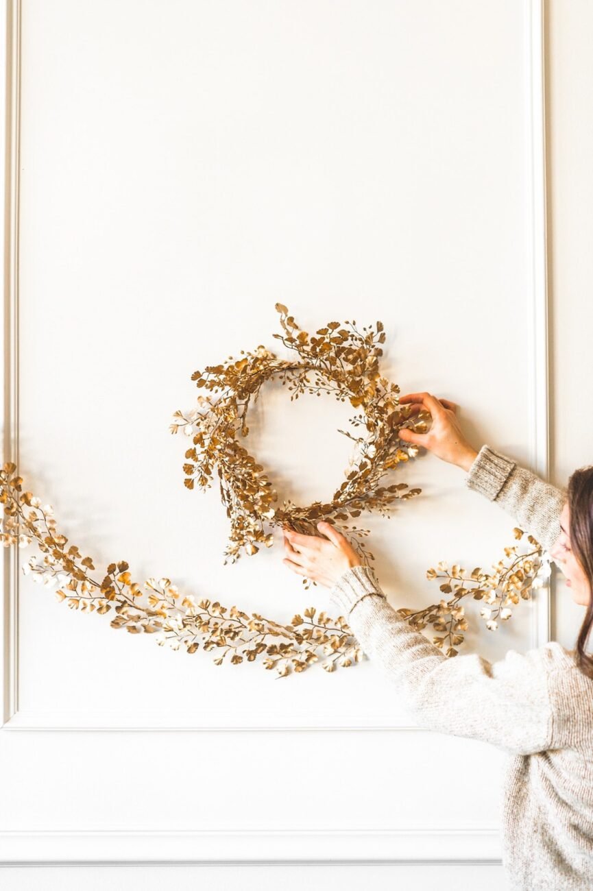 DIY Gold Wreath & Gold Garland by Sugar & Cloth