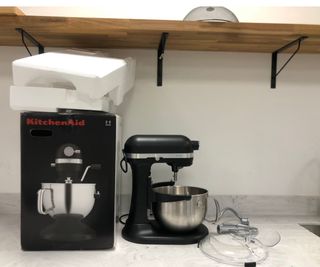 KitchenAid 5.6L Bowl Lift Stand Mixer unboxing