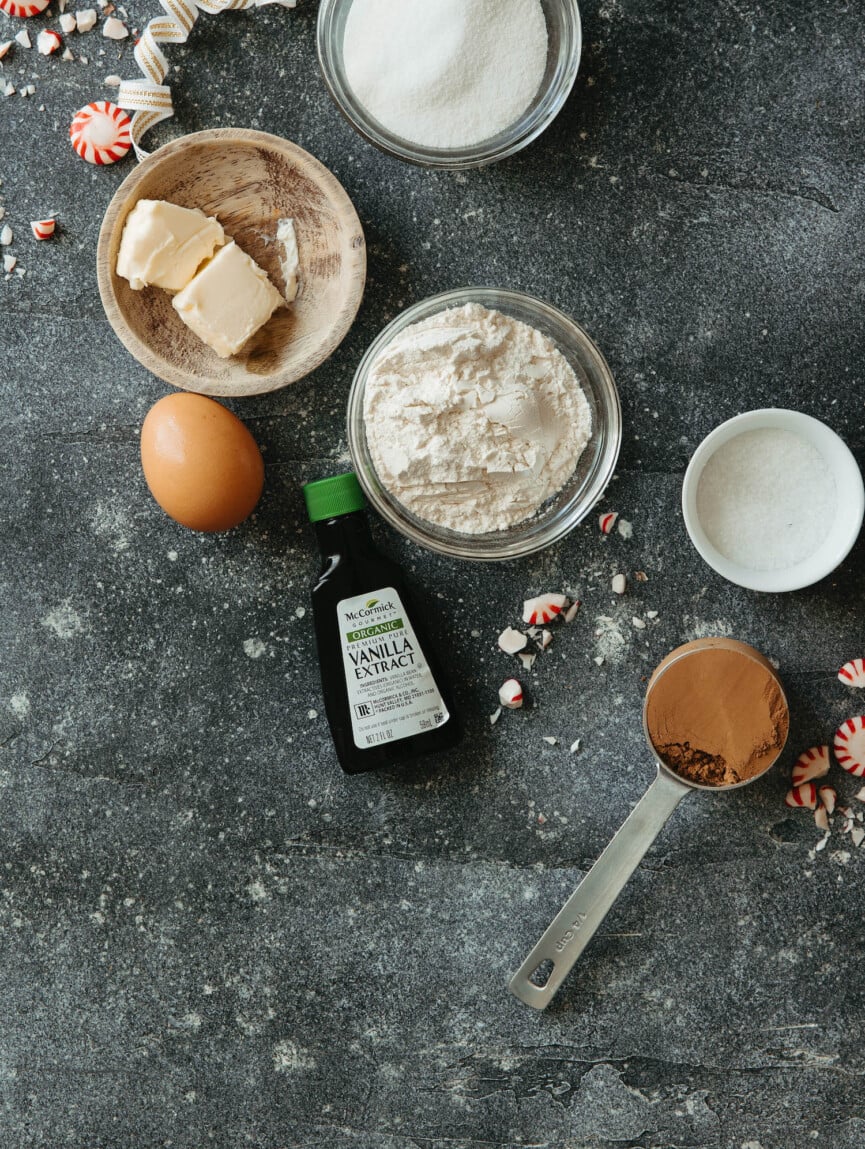 Peppermint chocolate shortbread cookie ingredients