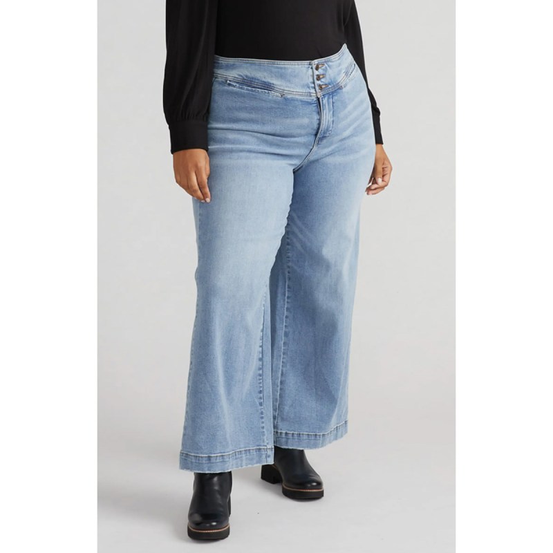 Best Plus Size Flare Jeans 2024: Shop Our Top Picks Now