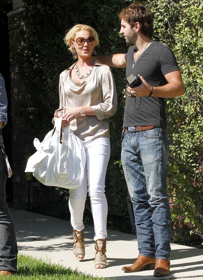 Katherine Heigl and Josh Kelley depart from their Los Feliz home for the Staples Center in Los Angeles, August 24, 2011