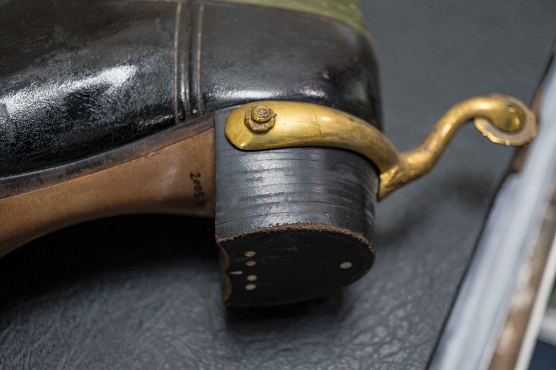 Heel is small but pretty standard make.