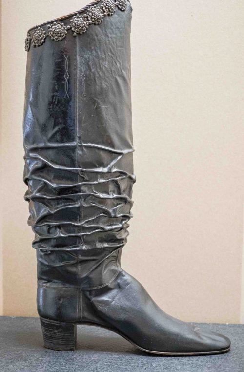 One of the more special designs, with the creased shaft.