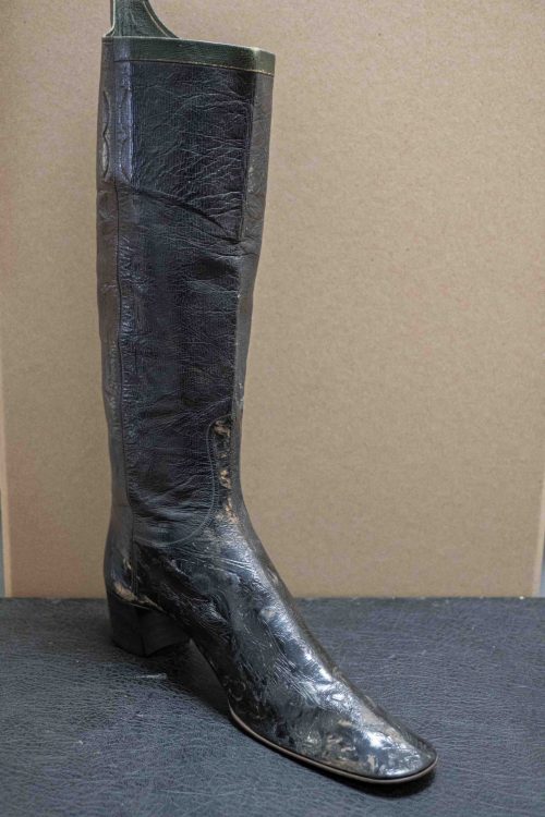 The final footwear of this article, is this nicely crafted quite subtly designed tall boot.